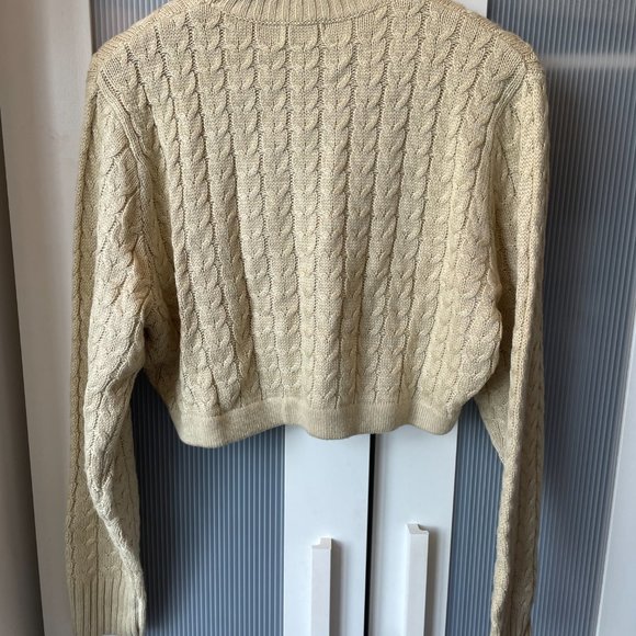 Danielle Bernstein Cropped Sweater, size L - Picture 3 of 4